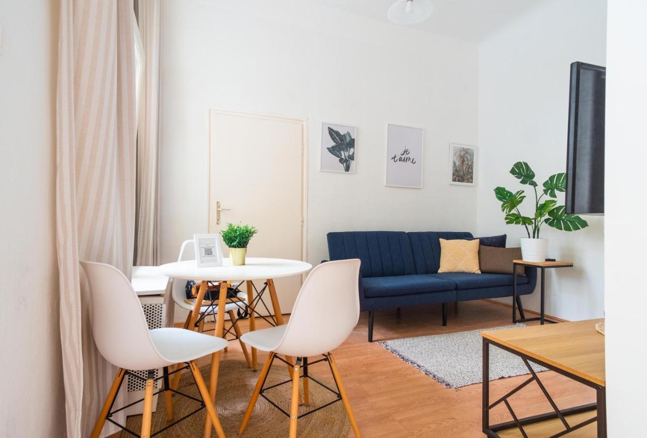 Апартаменти Very Central 1-Br Apt With Patio Будапешт Екстер'єр фото